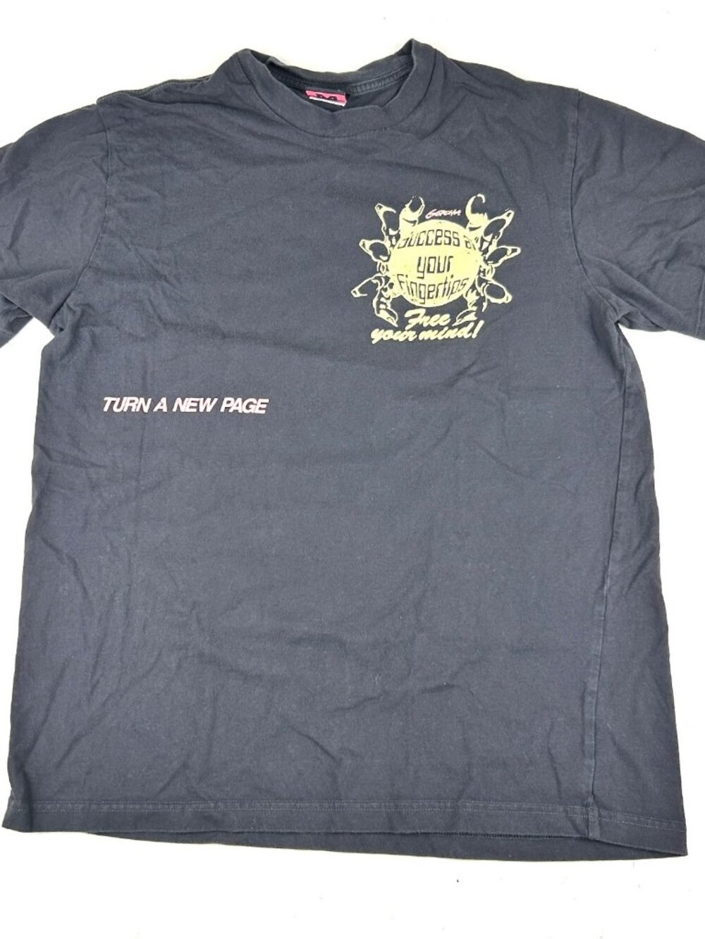 Gotcha Vintage Y2K Graphic T-Shirt Men's M Black Surf Skate "Free Your Mind"